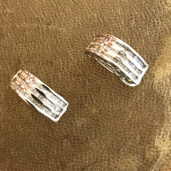 14K White Gold & Diamond Earrings - Picture 1 of 6